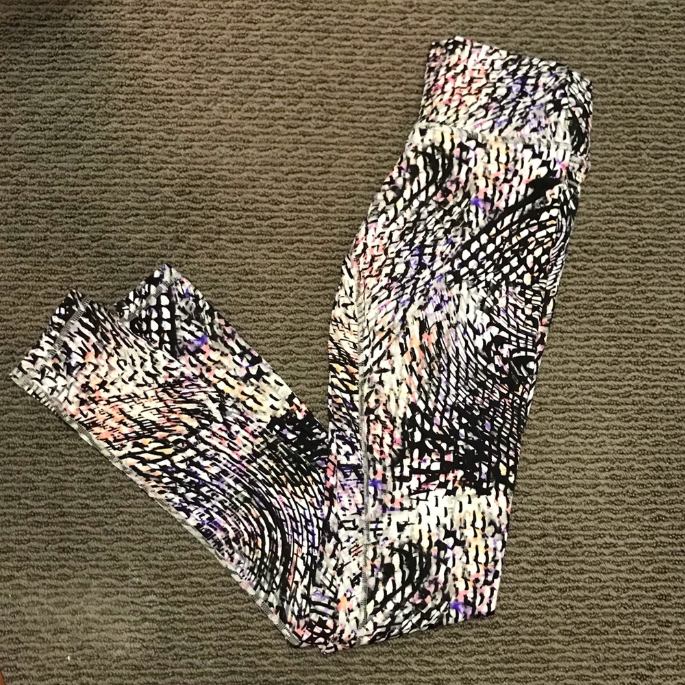 Savage Swim Leggings. Unworn! Size Medium.